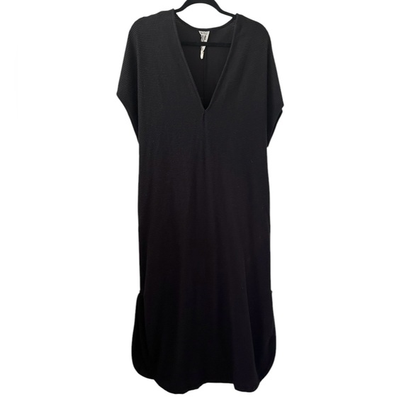 Free People Dresses & Skirts - Free People Black Dress
